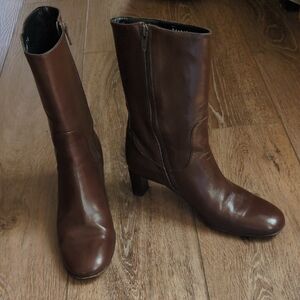 Cole Haan Brown Leather Boots - Mid Calf, Block Heel, Side Zipper Chesnut Size 7